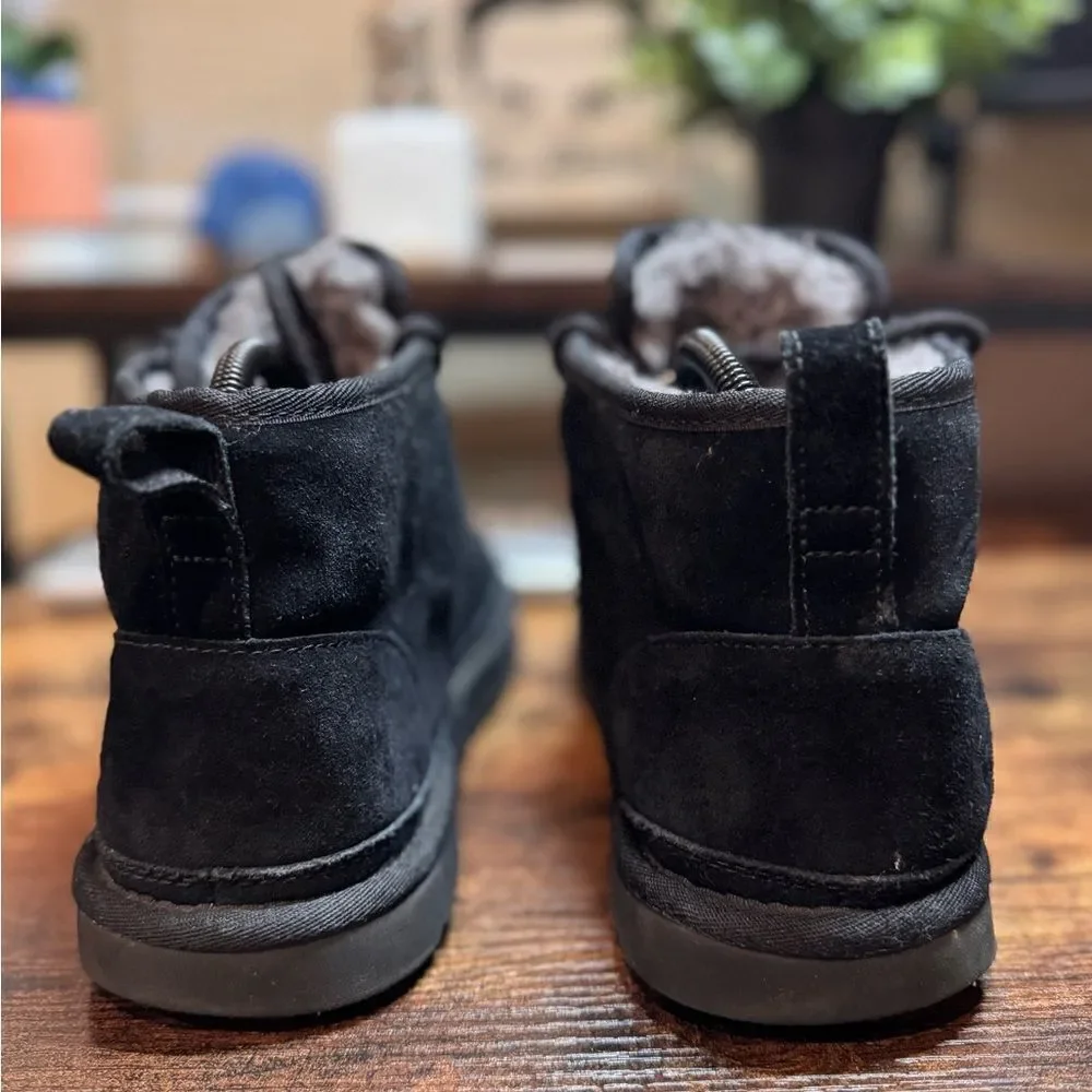 UGG neumel black
